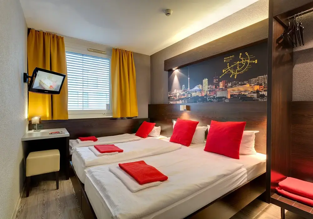 MEININGER Hotel Berlin Central Station - wszystko co musisz wiedzieć przed pobytem
