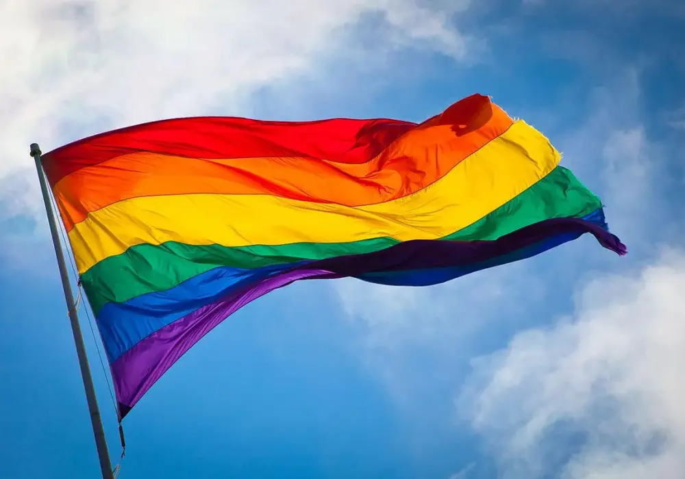 Co oznacza tęcza LGBT? Symbolika, historia i znaczenie dla społeczności
