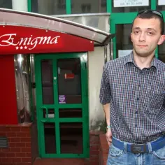Miejsca gejowskie w Szczecinie: kompletna mapa przyjaznych lokali LGBTQ+