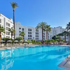 Sol Don Pedro: Luxusowy hotel w Torremolinos nad morzem