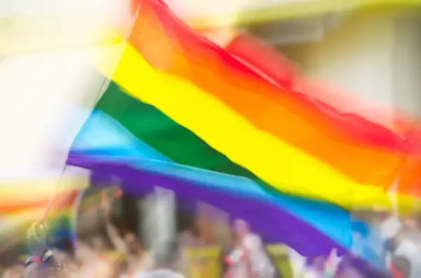 Dzień LGBT - 17 maja czy Czerwiec? Wyjaśniamy różnice.