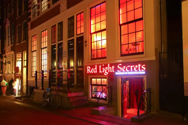 Muzeum Seksu Amsterdam: przewodnik, ceny, opinie - czy warto?